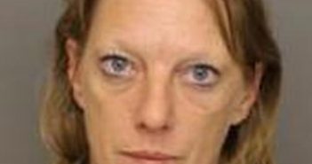 TABITHA TARTE | 2017-06-09 10:28:00 Moore County, North Carolina Booking