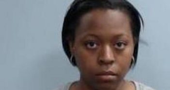 DOLLEIA BRISSCOE | 2017-06-14 16:04:00 Fayette County, Kentucky Booking