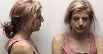 BOBBIE OWENS | 2017-06-19 10:22:00 Clark County, Indiana Booking