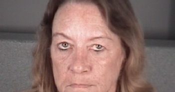 JACKSON, SUSAN DENISE (W/F) | 2017-06-19 23:02:00 Pasco County, Florida Booking