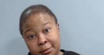 SHAWNIKA GILL | 2017-06-22 10:49:00 Fayette County, Kentucky Booking