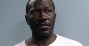 DERREK MOSS | 2017-06-22 13:43:00 Fayette County, Kentucky Booking