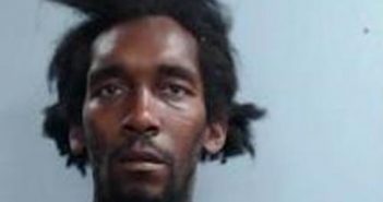 JONATHAN LOCKHART | 2017-07-13 22:47:00 Fayette County, Kentucky Booking