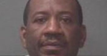 MICHAEL TAYLOR | 2017-07-22 20:27:00 Onslow County, North Carolina Booking