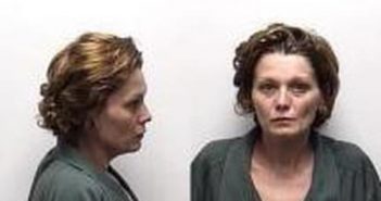 AMANDA GILBERT | 2017-07-22 18:05:00 Clark County, Indiana Booking