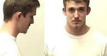 BRANDON HALL | 2017-07-23 00:17:00 Clark County, Indiana Booking