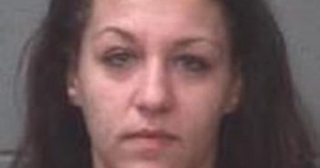 MELANIE COLON | 2017-07-24 22:55:00 Onslow County, North Carolina Booking