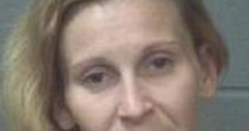 AMANDA BURGESS | 2017-07-25 19:56:00 Onslow County, North Carolina Booking