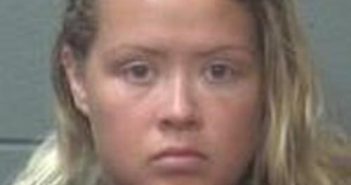 MARY PULLING | 2017-07-25 02:06:00 Onslow County, North Carolina Booking
