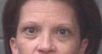 SARAH GIDDENS | 2017-07-25 01:03:00 Onslow County, North Carolina Booking