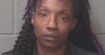 SHEENA ARNOLD | 2017-07-26 18:02:00 Onslow County, North Carolina Booking