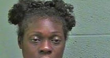 LATEZZA LOTTIE | 2017-08-01 05:05:00 Oklahoma County, Oklahoma Booking