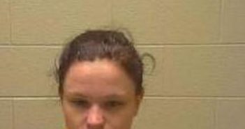 COURTNEY FEARS | 2017-08-05 04:48:00 Coffee County, Tennessee Booking
