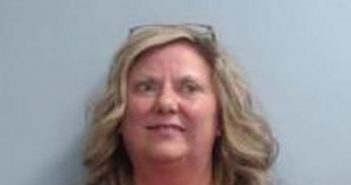 CINDY WALLACE | 2017-08-06 01:51:00 Fayette County, Kentucky Booking