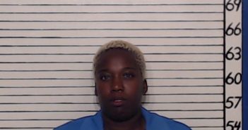 FLOWERS, SHAMEKA STANTAY | 2017-08-08 Comal County, Texas Booking
