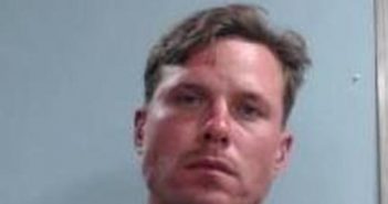 DUSTIN DALLAS | 2017-08-11 02:12:00 Fayette County, Kentucky Booking