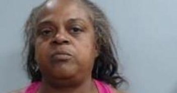 DEIDREAH TALBERT | 2017-08-11 12:02:00 Fayette County, Kentucky Booking