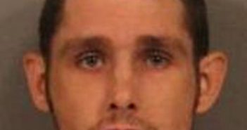 KENNETH KEMP | 2017-08-12 03:03:00 Cayuga County, New York Booking