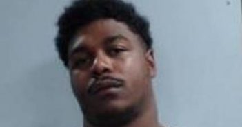 DOMINIQUE BLACKFORD | 2017-08-15 11:39:00 Fayette County, Kentucky Booking