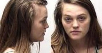 JENNIE ROWE | 2017-08-25 07:25:00 Clark County, Indiana Booking