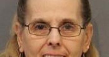 BILLIE JUNE CLARK | 2017-08-31 18:19:00 Cayuga County, New York Booking