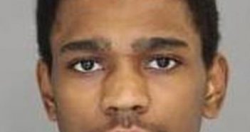 VYONNE ELLIOTT | 2017-09-01 00:10:00 Cayuga County, New York Booking