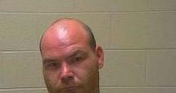 BRADLEY LAYMAN | 2017-09-03 00:12:00 Coffee County, Tennessee Booking