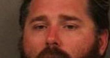 JASON HOLE | 2017-09-15 20:39:00 Cayuga County, New York Booking