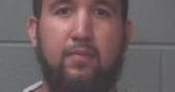 VICENTE DELGADO | 2017-09-15 23:37:00 Onslow County, North Carolina Booking