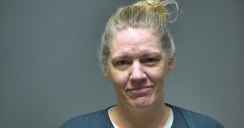 LISA MARIE GRUBAUGH | 2017-09-25 Isabella County, Michigan Booking