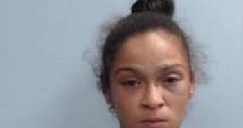 BEVERLY JONES | 2017-09-29 01:18:00 Fayette County, Kentucky Booking