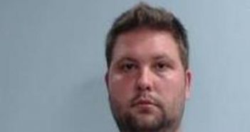 CHRISTOPHER KNECHT | 2017-09-29 21:05:00 Fayette County, Kentucky Booking