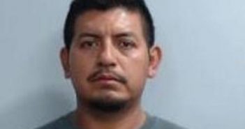 AGUSTIN GONZALEZ | 2017-09-30 01:39:00 Fayette County, Kentucky Booking