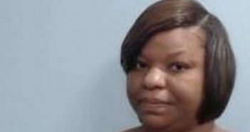 MELANIE PIERCE | 2017-10-01 09:45:00 Fayette County, Kentucky Booking