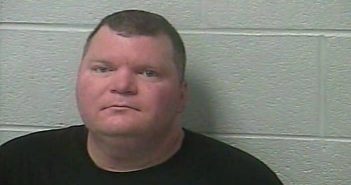 JOSHUA ARRON LEDFORD | 2017-10-01 19:07:00 Marshall County, Tennessee Booking