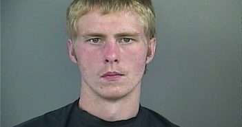 CHRISTOPHER ADAM BROWN | 2017-10-01 14:49:00 Anderson County, South Carolina Booking