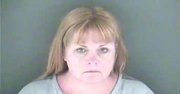 TAMARA LORRAINE LUCAS | 2017-10-02 13:12:00 Shelby County, Indiana Booking
