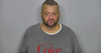 KAMARON CARL REINHARDT | 2017-10-02 11:17:00 Burleigh County, North Dakota Booking