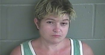 PRECIOUS TAMI-KATHERINE MARSHALL | 2017-10-02 14:20:00 Levy County, Florida Booking
