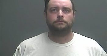 CORY DALE CARDINAL | 2017-10-02 08:57:00 Knox County, Indiana Booking