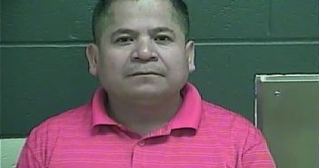APOLINAR RIOS GERARDO | 2017-10-03 22:00:00 Perry County, Indiana Booking