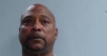 THOMAS LOGAN | 2017-10-04 23:10:00 Fayette County, Kentucky Booking