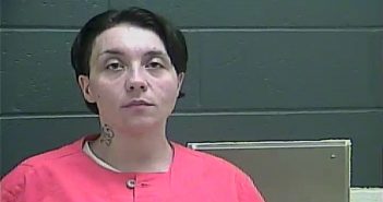 SHANNON KAY SALAS | 2017-10-04 16:01:00 Perry County, Indiana Booking