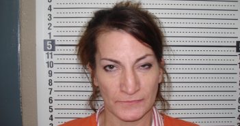 CARA L HUCKSTEPP | 2017-10-04 12:21:00 Scott County, Missouri Booking