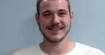 DYLAN SPIVEY | 2017-10-05 01:27:00 Fayette County, Kentucky Booking