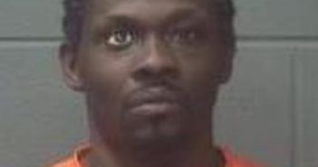 DWAYNE FRYAR | 2017-10-06 10:48:00 Onslow County, North Carolina Booking