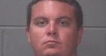 DAVID LUCAS | 2017-10-06 20:15:00 Onslow County, North Carolina Booking
