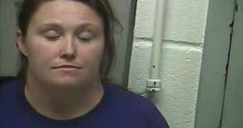 MARY J HALL | 2017-10-06 01:53:00 Larue County, Kentucky Booking