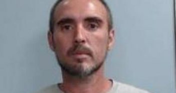 BRIAN MOORE | 2017-10-06 12:27:00 Fayette County, Kentucky Booking