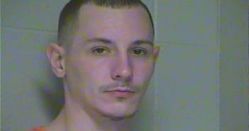 <B>JAMES</B> <B>L</B> <B>HUTCHISON</B> #, Woodford County, Kentucky - 2017-10-07 21:58:00